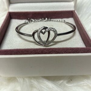 SWAROVSKI DOUBLE HEART VALENTINE BRACELET BANGLE WITH CLASP